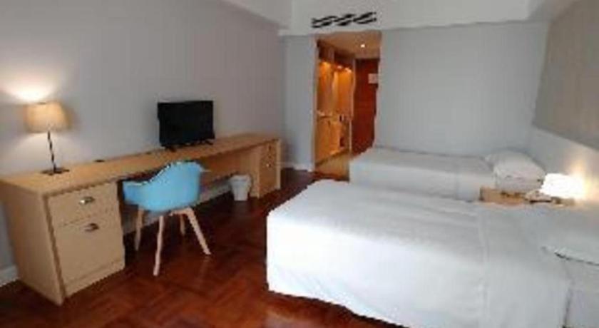Caritas Oswald Cheung International House Hotel Hongkong Buitenkant foto